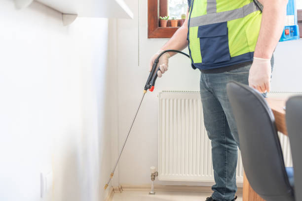Best Best Pest Control Companies  in Moline, IL